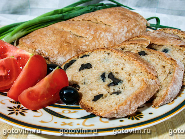 Хлеб с брынзой и маслинами. Фотография рецепта