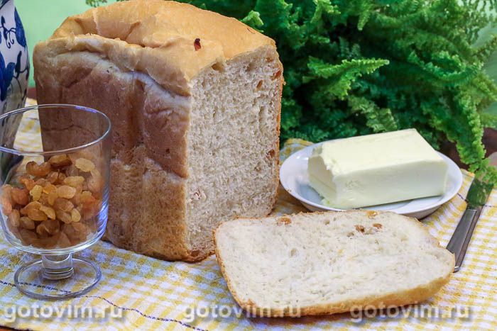 Сдобный белый хлеб с изюмом в роме. Фотография рецепта