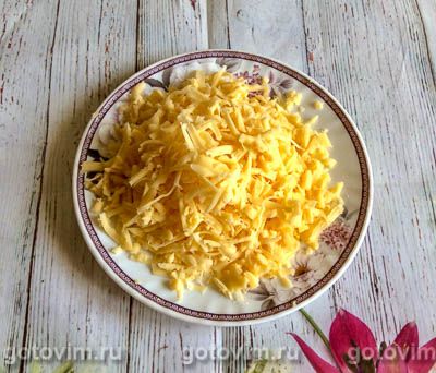 Кабачки, запечённые в духовке с картофелем, помидорами и сыром, Шаг 08