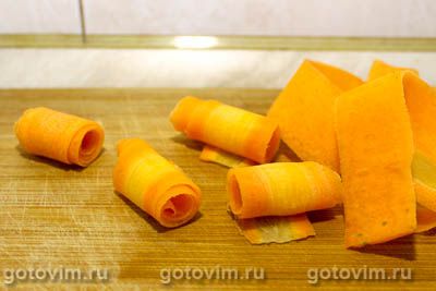 маринованные огурцы и кабачки рулетики с морковью. Смотреть фото маринованные огурцы и кабачки рулетики с морковью. Смотреть картинку маринованные огурцы и кабачки рулетики с морковью. Картинка про маринованные огурцы и кабачки рулетики с морковью. Фото маринованные огурцы и кабачки рулетики с морковью