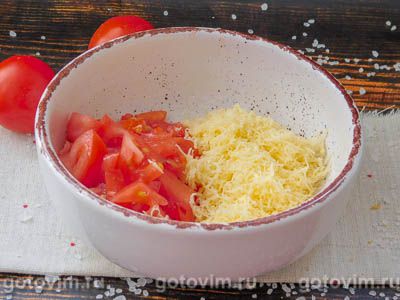 Кабачки, запеченные кружочками в духовке с помидорами и сыром, Шаг 02