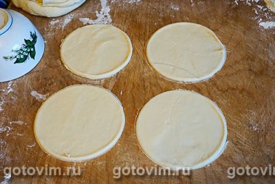 Открытые пирожки калитки с картошкой, Шаг 05