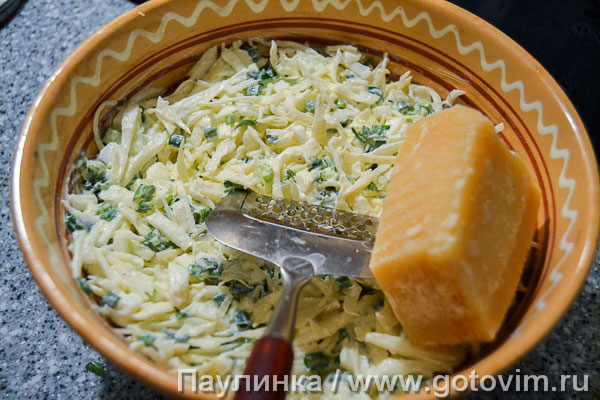 Капустный салат с сыром. Фотография рецепта