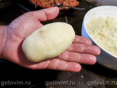 Картофельные котлеты с мясом, сыром и оливками , Шаг 08