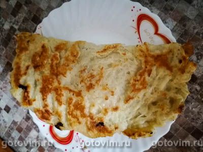 Картофельнные драники с начинкой из жареного мяса и сыра