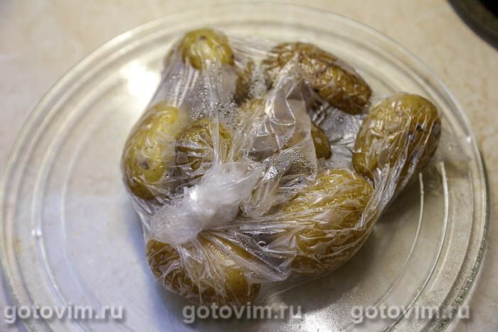Картофель в микроволновке, Шаг 05