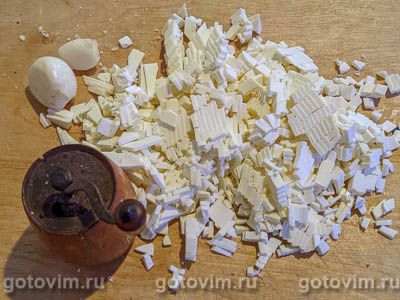 Сицилийский картофельный пирог с сыром, беконом и салями, Шаг 03