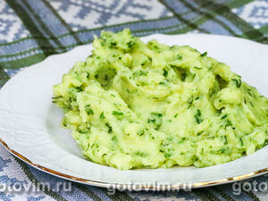 Картофельное пюре с зеленью и чесноком