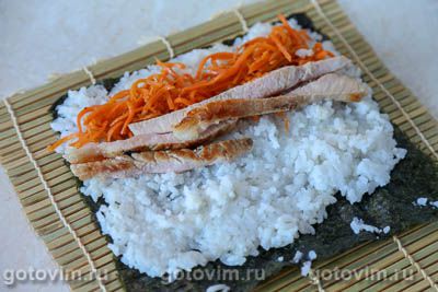 Корейские роллы со свининой, огурцом и  корейской морковкой, Шаг 09