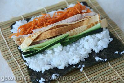 Корейские роллы со свининой, огурцом и  корейской морковкой, Шаг 11