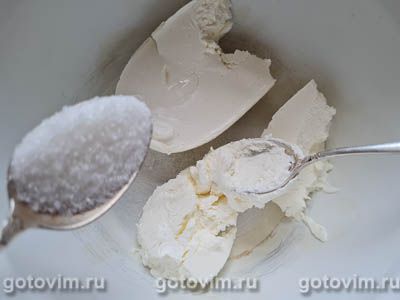 Желе из йогурта с творожным сыром и клубникой (на желатине), Шаг 01