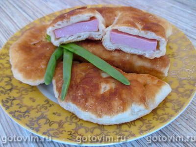 Фотография рецепта Пирожки с колбасой