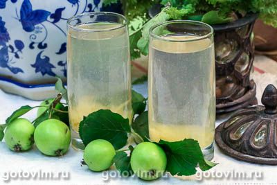 Компот из зеленых яблок