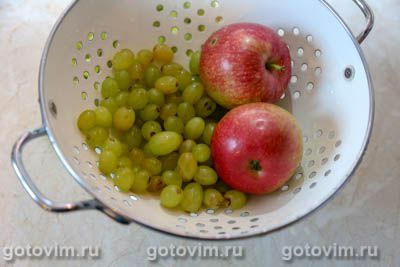Компот из винограда и яблок, Шаг 01
