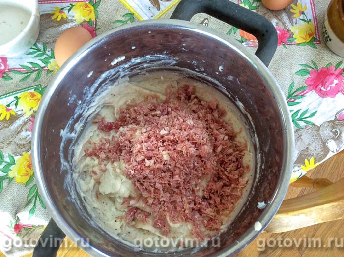    - (roquetas de jamón) ,  02