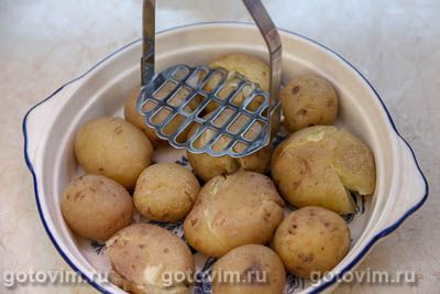 Мини картофель в духовке, запеченный с чесноком и сметаной, Шаг 02