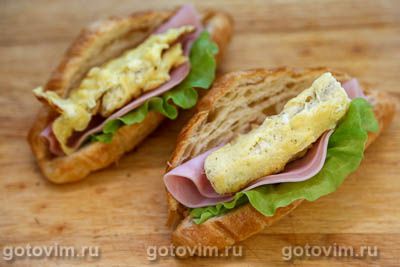 Круассан-сэндвич с ветчиной и яичницей, Шаг 06