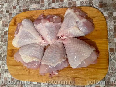 Фаршированные куриные голени с грибами в духовке, Шаг 01