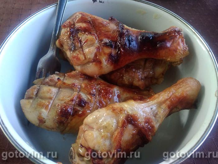 Куриные ножки на мангале, маринованные в соевом соусе. Фотография рецепта