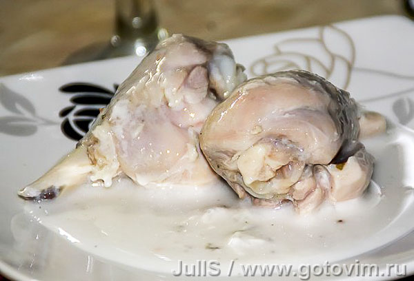 Куриные голени в сметанном соусе. Фотография рецепта