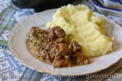 Куриная печень в сметане