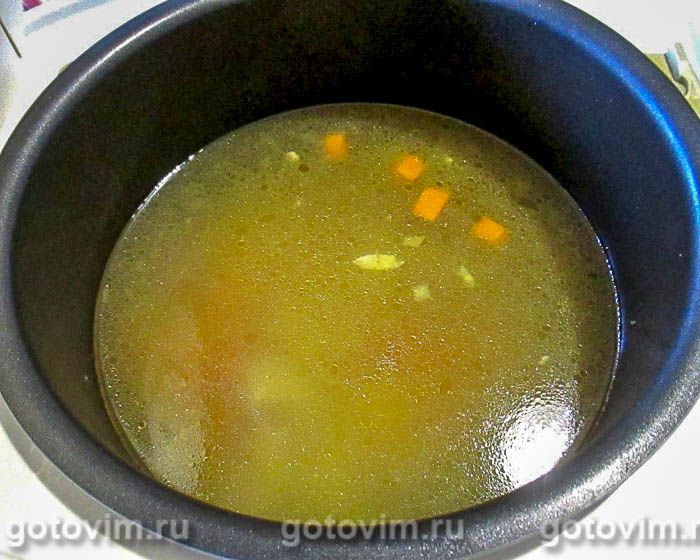 Суп картофельный с курицей, сыром и кукурузной крупой в мультиварке, Шаг 04