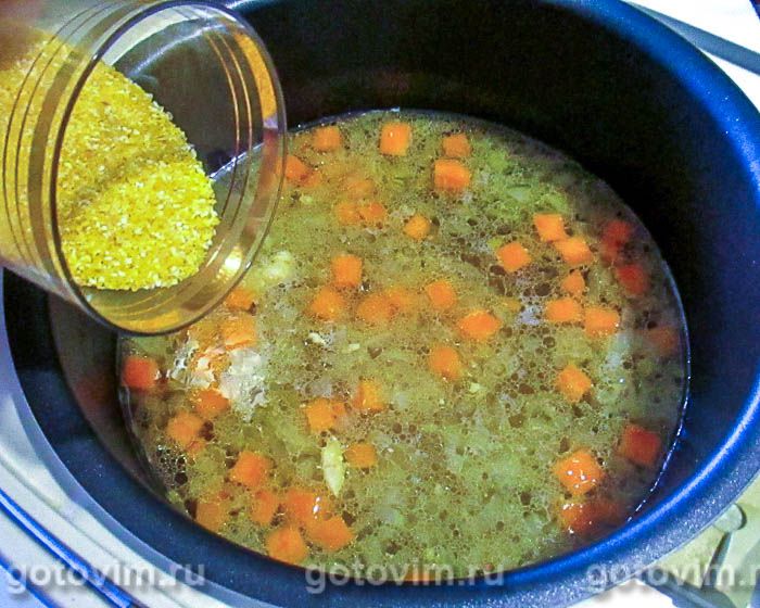 Суп картофельный с курицей, сыром и кукурузной крупой в мультиварке, Шаг 05