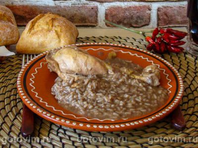     (cabidela rice). -