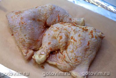 Куриные бедра в мандариновом маринаде, запеченные в духовке, Шаг 07