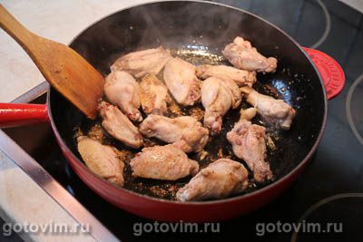 Куриные крылышки в глазури из томатного соуса с коньяком, Шаг 06