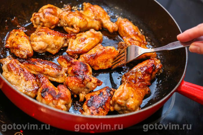Куриные крылышки: рецепты для сковороды