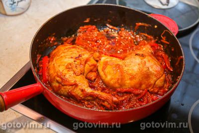 Куриные окорочка с перцем и томатами, Шаг 08