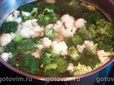 Куриный суп с брокколи и цветной капустой, Шаг 04