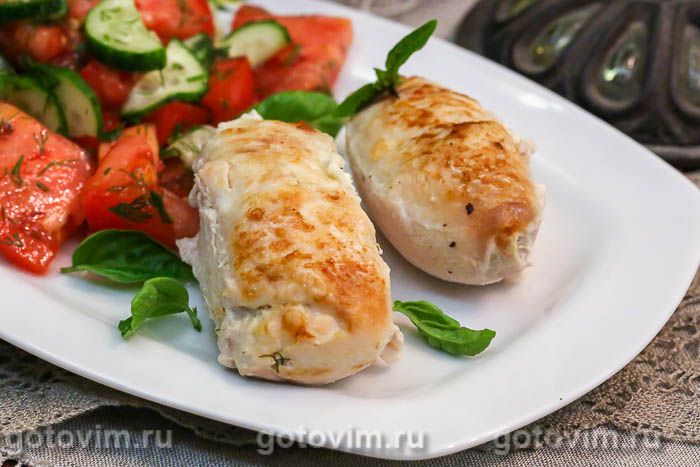 Куриные грудки с сыром и помидорами с приправой maggi®