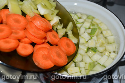 Летний суп-пюре с шампиньонами и зеленым горошком, Шаг 03