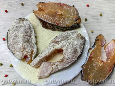 Линь, жаренный кусочками на сковороде в масле, Шаг 05