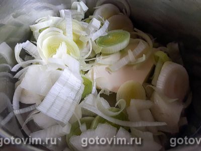 Суп-пюре из лука порея с картофелем и сыром, Шаг 03