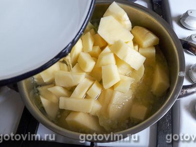 Суп-пюре из лука порея с картофелем и сыром, Шаг 04