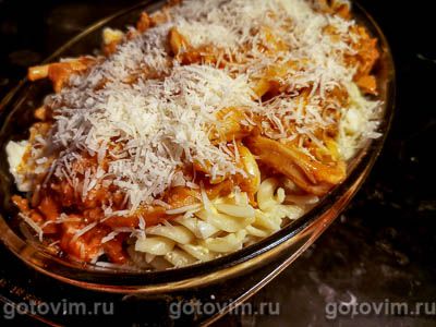 Запеканка из макарон с сыром, кальмаром и тунцом. Фото-рецепт
