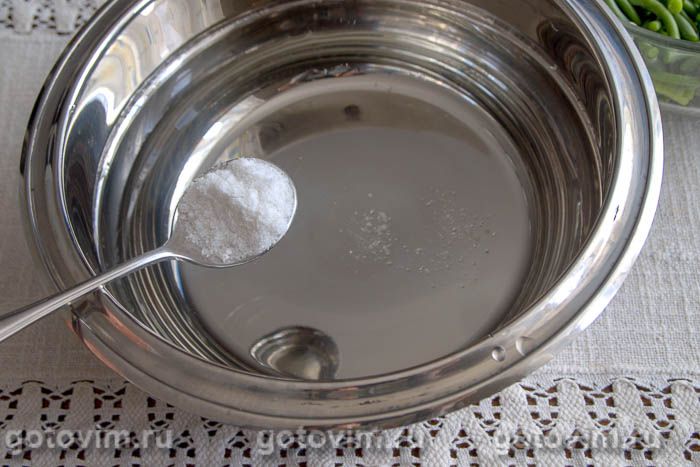   ,  04