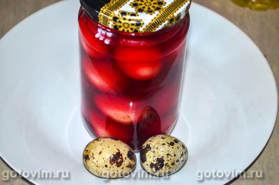 Маринованные перепелиные яйца со свеклой. Фото-рецепт