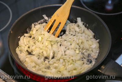 Машеровский салат с жареными грибами и курицей, Шаг 04