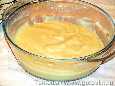 Торт из медового бисквита с заварным кремом (для микроволновки), Шаг 06