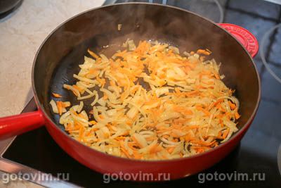 Жареные молоки лососевых с картошкой на сковороде, Шаг 06