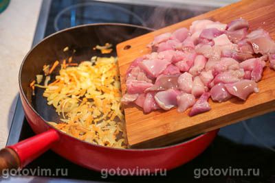 Жареные молоки лососевых с картошкой на сковороде, Шаг 07