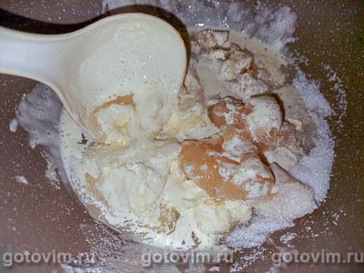 Морковно-медовый торт с кремом из сливочного сыра и сгущенки , Шаг 01