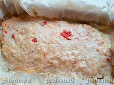 Мясной хлеб из куриного филе с кусочками пассаты из помидоров, Шаг 05