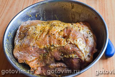 Свинина, запеченная с овощами на луковой подушке, Шаг 04