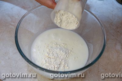 Оладьи с сыром, беконом и жареным луком, Шаг 01