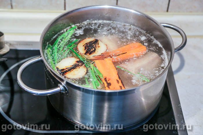 Салат «Оливье» с ланспиком, цыпленком и креветками по старинному рецепту, Шаг 02